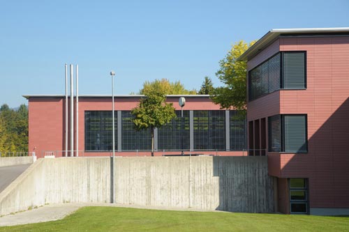 Stationäre Sonderschule, St. Benedikt Hermetschwil - Schule - Schulhaus und Turnhalle